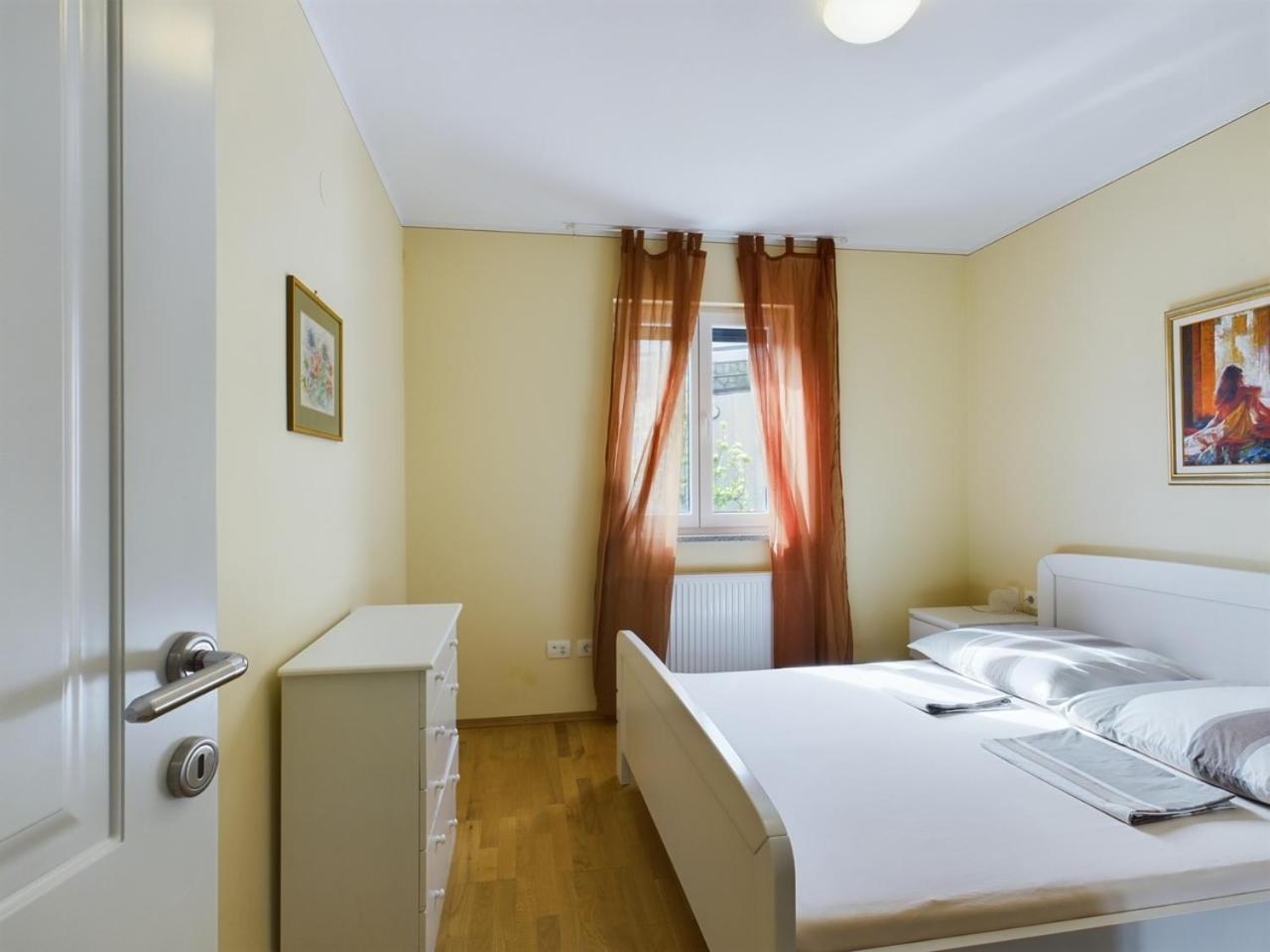 Villa Vila Lovran Bagian luar foto